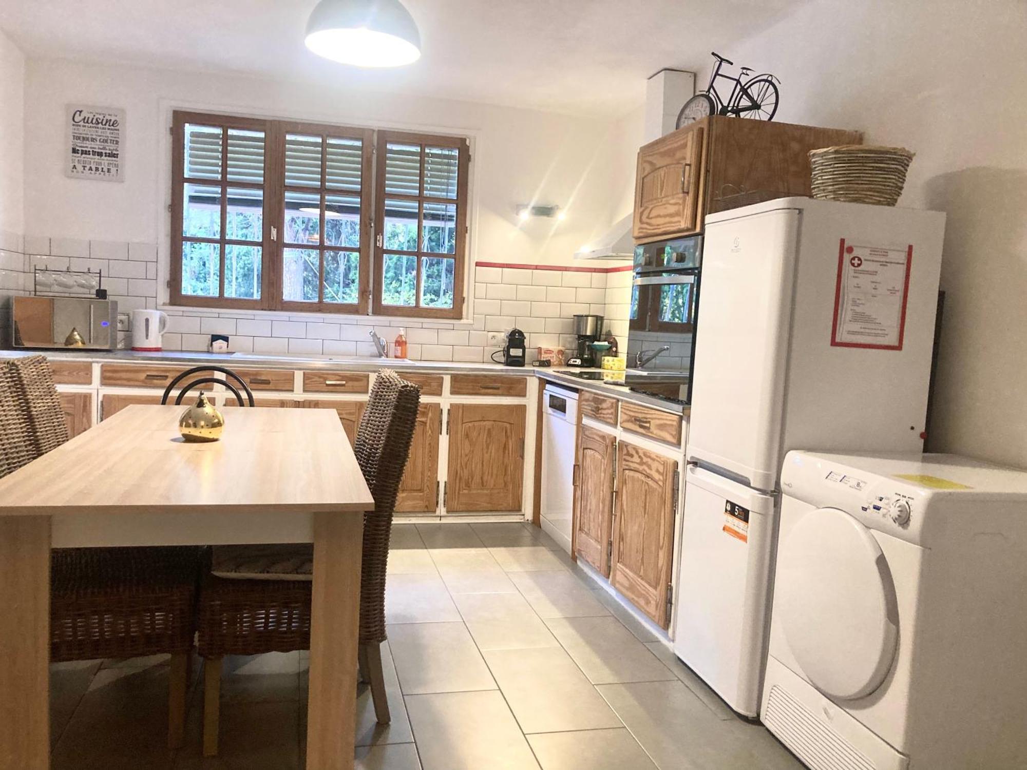 Villa 110M2, 7 Pers, Jacuzzi , 3 Chambres, Terrain Clos Et Arbore 2500M2 Треб Экстерьер фото